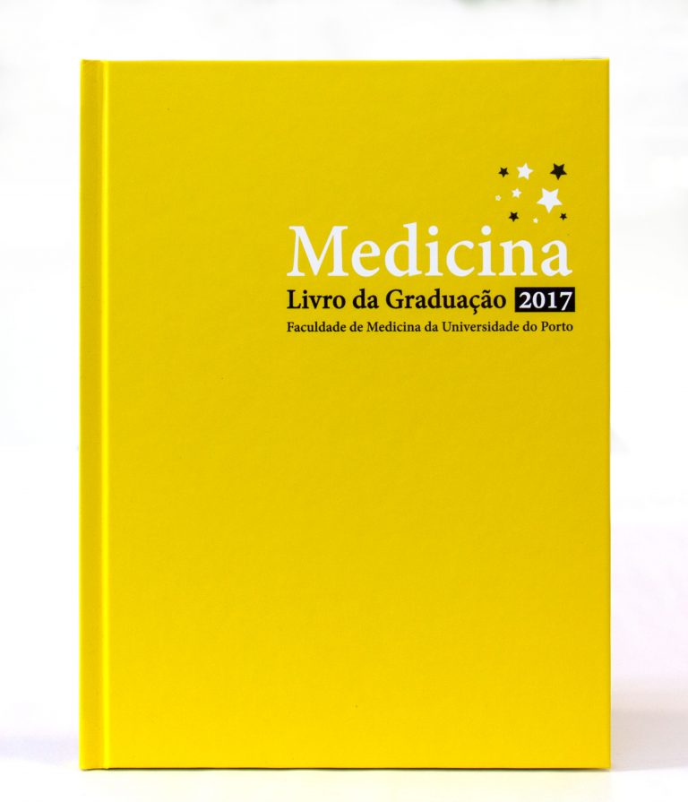 [:pt]Livro da Graduação – Medicina[:en]Graduation book – Medical school[:]